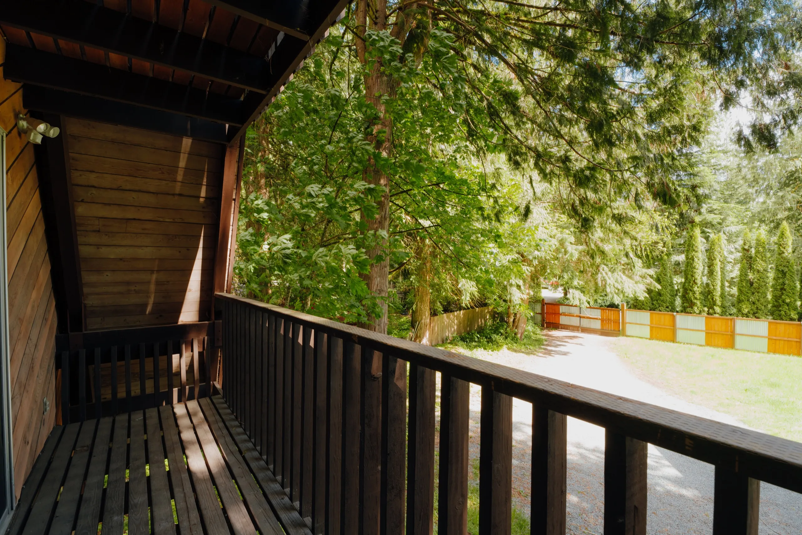 Deck & balcony photo 3